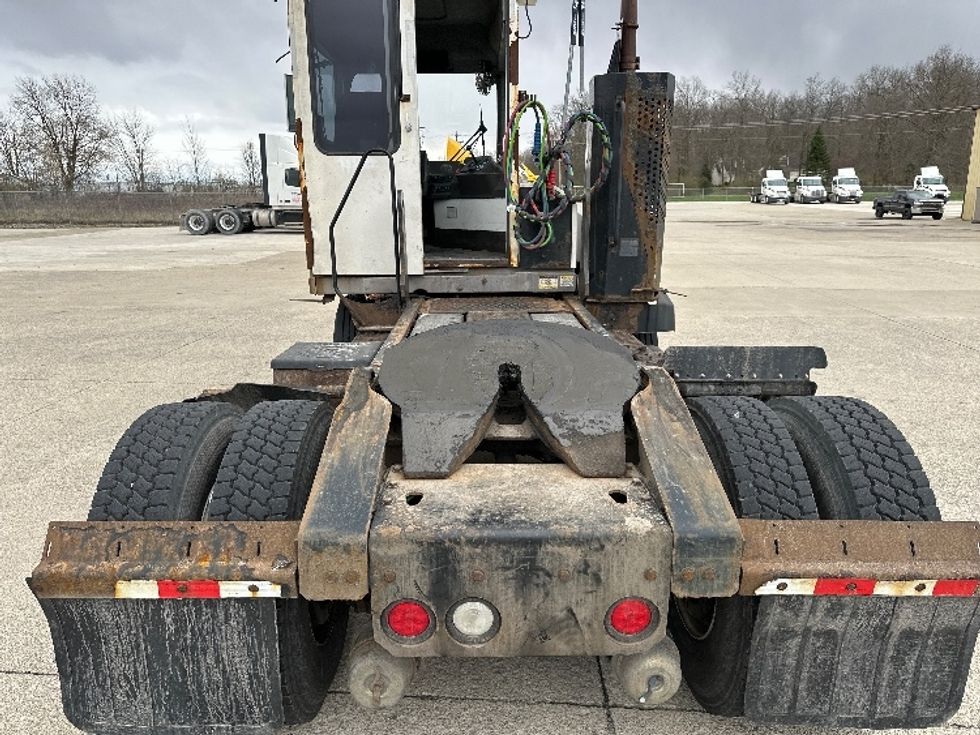 Yard Truck-Heavy Duty Tractors-Ottawa-2017-T2-East Liberty-OH-89,430\n\t\tmiles-$ 36,750 - Image 6