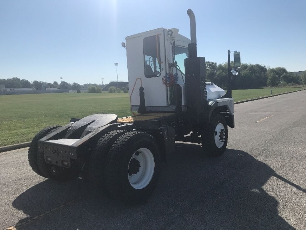 Yard Truck-Heavy Duty Tractors-Ottawa-2017-T2-Evansville-IN-103,001\n\t\tmiles-$ 49,250 - Image 7