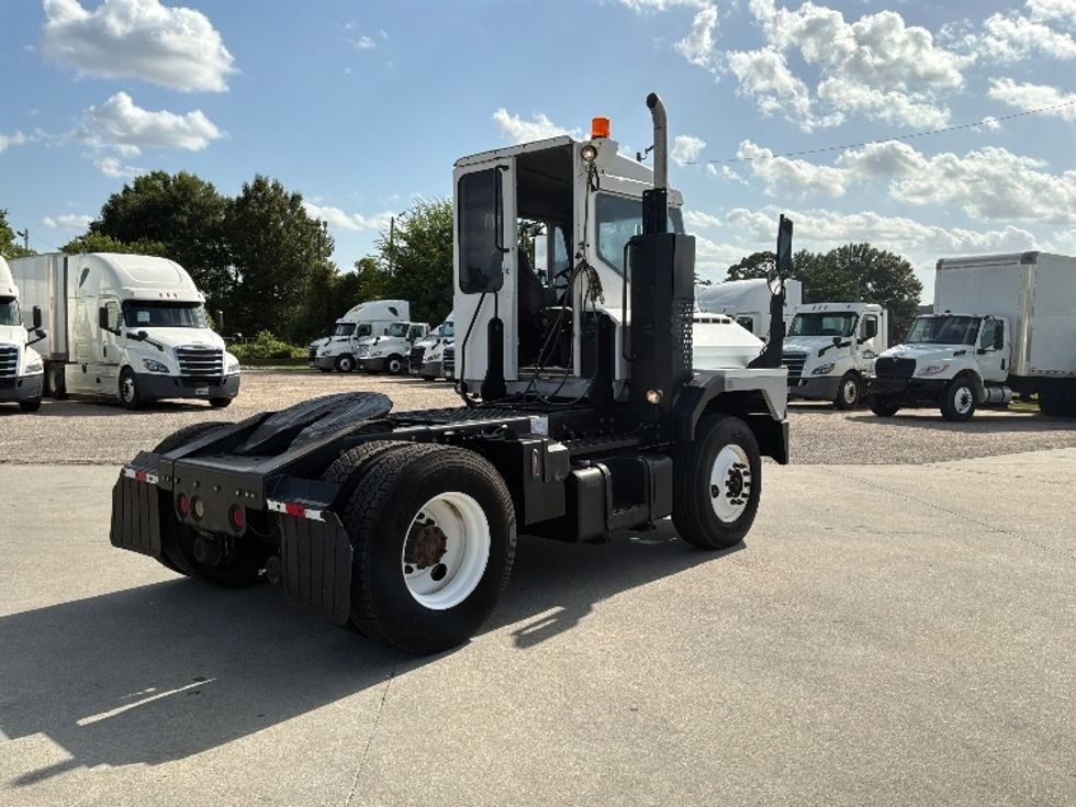 Yard Truck-Heavy Duty Tractors-Ottawa-2017-T2-Montgomery-AL-32,338\n\t\tmiles-$ 51,250 - Image 7