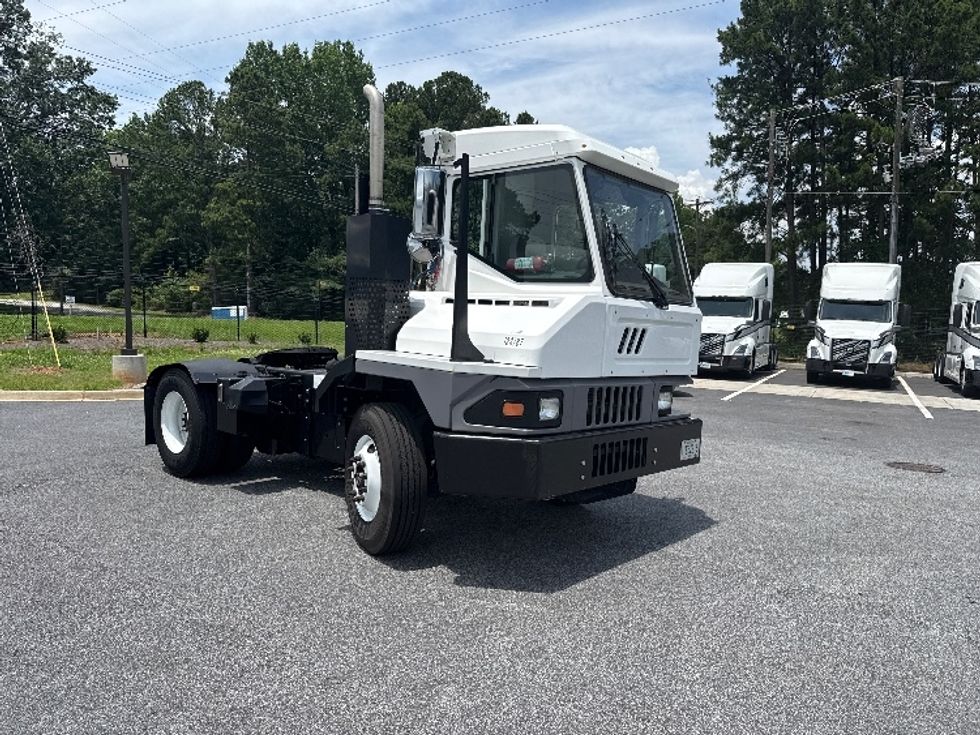 Yard Truck-Heavy Duty Tractors-Ottawa-2017-T2-Newnan-GA-59,268\n\t\tmiles-$ 50,500 - Image 1