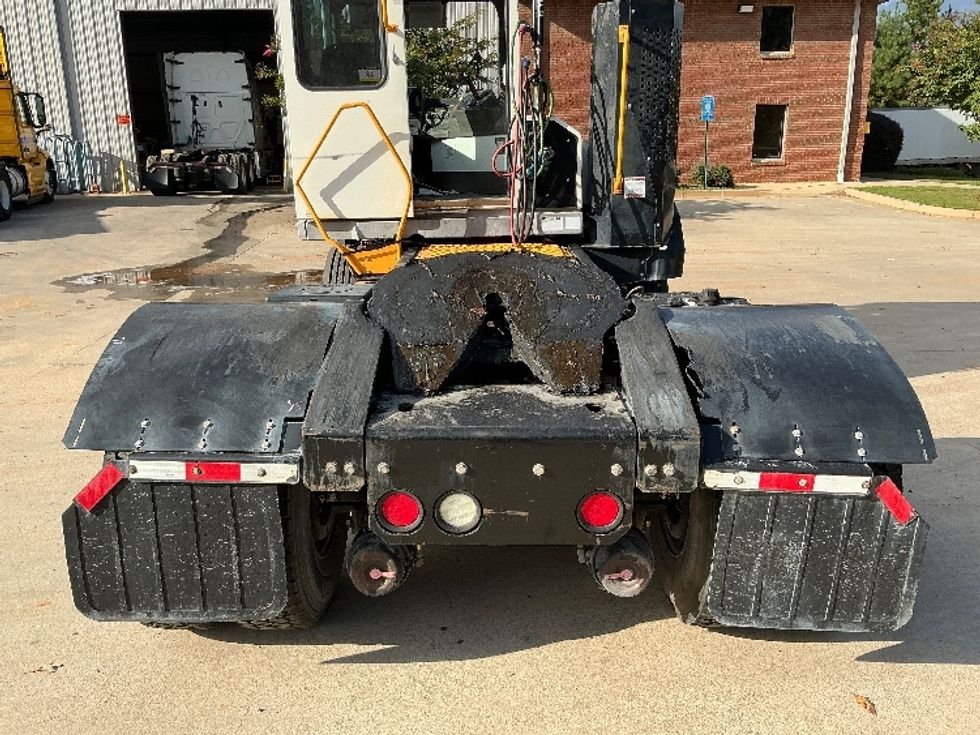 Yard Truck-Heavy Duty Tractors-Ottawa-2018-T2-Atlanta (Forest Park)-GA-411,950\n\t\tmiles-$ 57,500 - Image 6