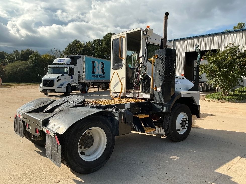 Yard Truck-Heavy Duty Tractors-Ottawa-2018-T2-Atlanta (Forest Park)-GA-411,950\n\t\tmiles-$ 57,500 - Image 7