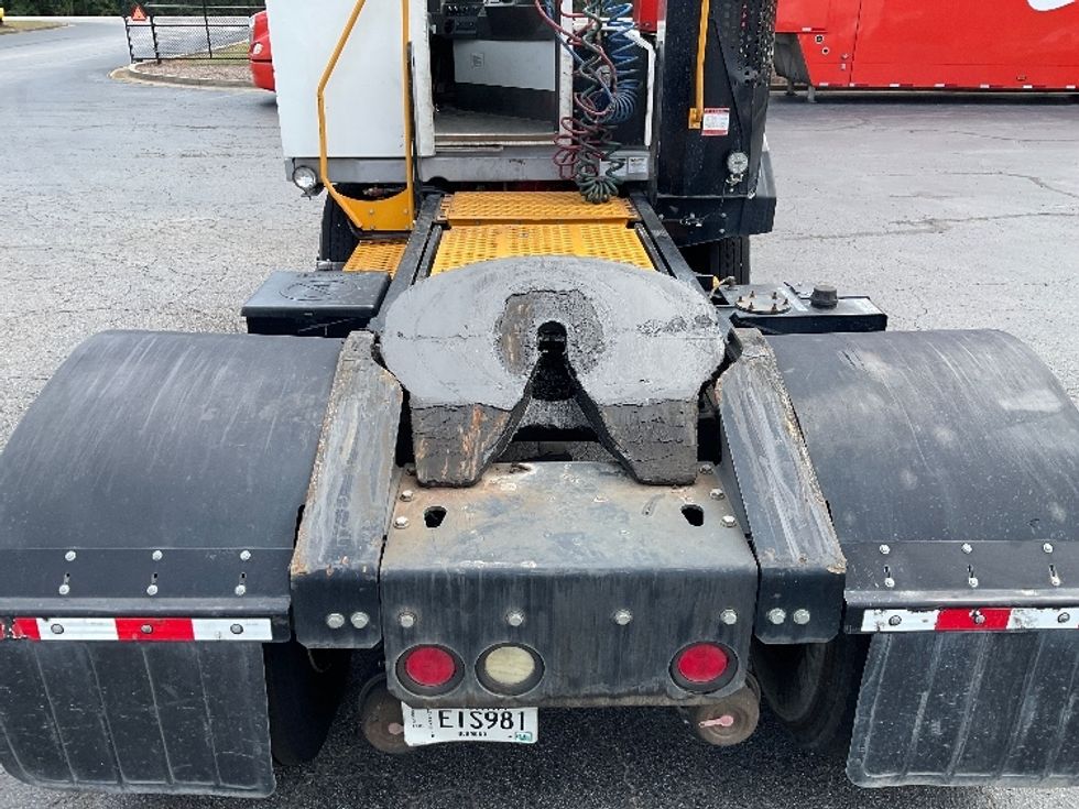 Yard Truck-Heavy Duty Tractors-Ottawa-2018-T2-Augusta-GA-560,817\n\t\tmiles-$ 61,000 - Image 6