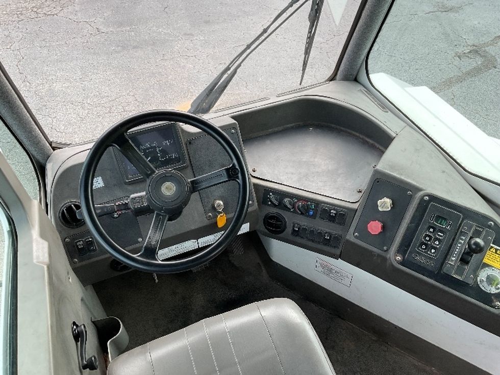 Yard Truck-Heavy Duty Tractors-Ottawa-2018-T2-Augusta-GA-560,817\n\t\tmiles-$ 61,000 - Image 9