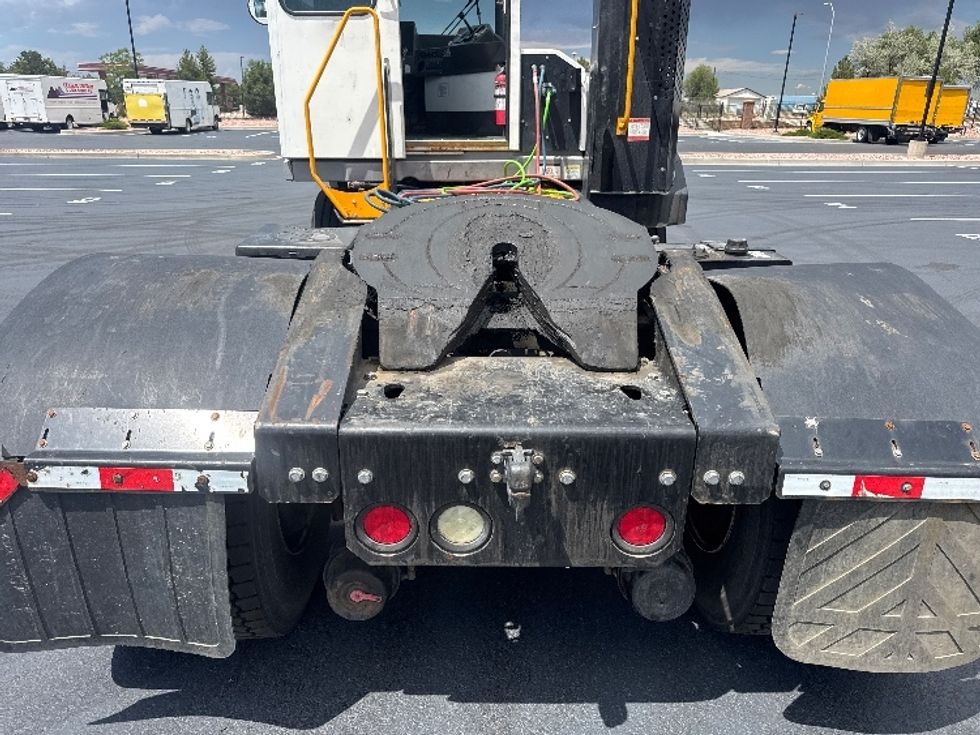 Yard Truck-Heavy Duty Tractors-Ottawa-2018-T2-Aurora-CO-22,299\n\t\tmiles-$ 42,250 - Image 6