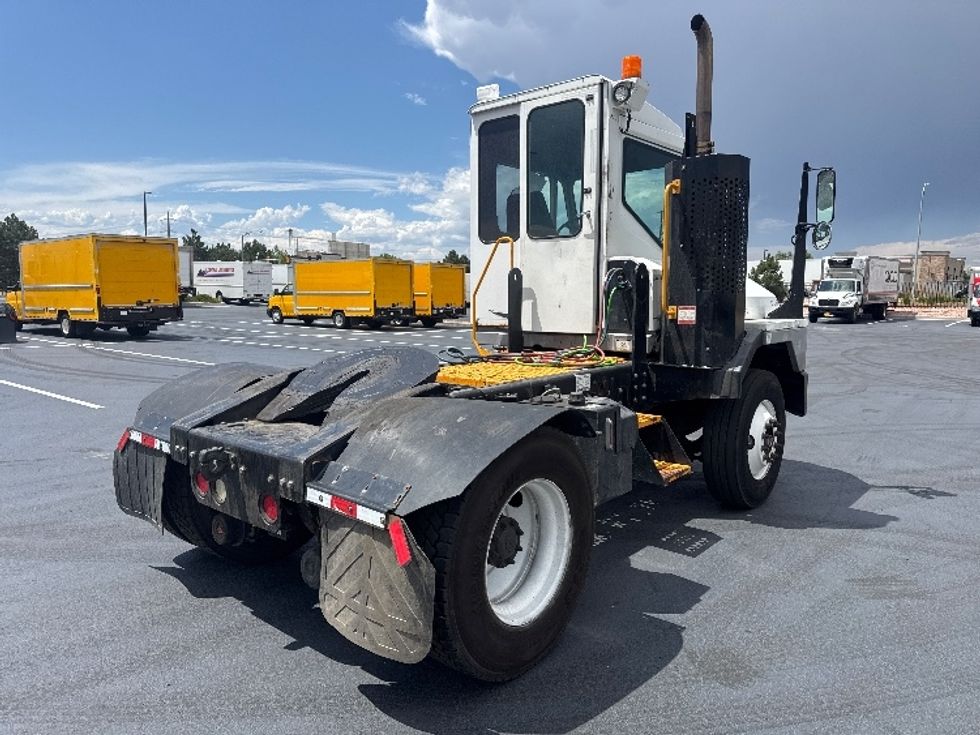 Yard Truck-Heavy Duty Tractors-Ottawa-2018-T2-Aurora-CO-22,299\n\t\tmiles-$ 42,250 - Image 7