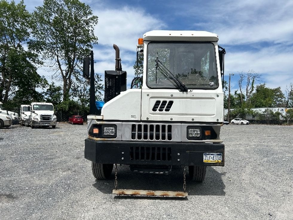 Yard Truck-Heavy Duty Tractors-Ottawa-2018-T2-Cleona-PA-55,137\n\t\tmiles-$ 49,250 - Image 2