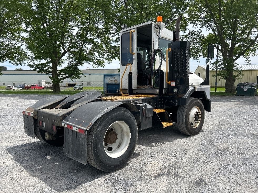 Yard Truck-Heavy Duty Tractors-Ottawa-2018-T2-Cleona-PA-55,137\n\t\tmiles-$ 49,250 - Image 7
