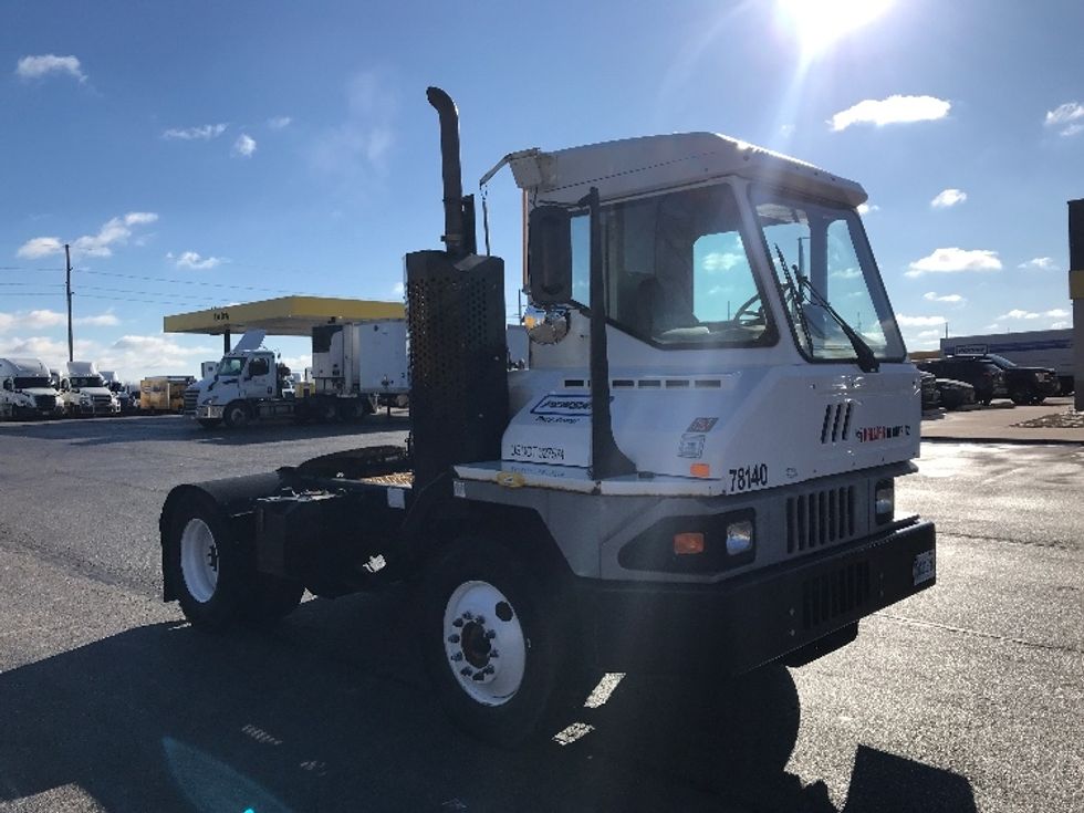 Yard Truck-Heavy Duty Tractors-Ottawa-2018-T2-Davenport-IA-53,195\n\t\tmiles-$ 58,000 - Image 1