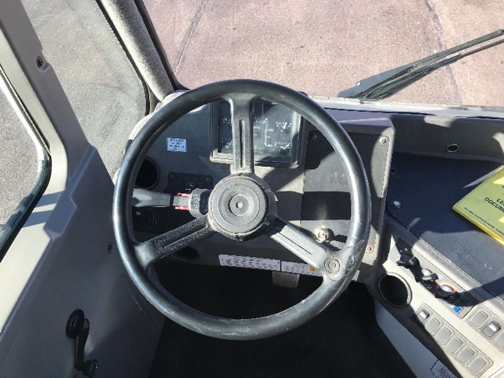 Yard Truck-Heavy Duty Tractors-Ottawa-2018-T2-Davenport-IA-53,195\n\t\tmiles-$ 58,000 - Image 11