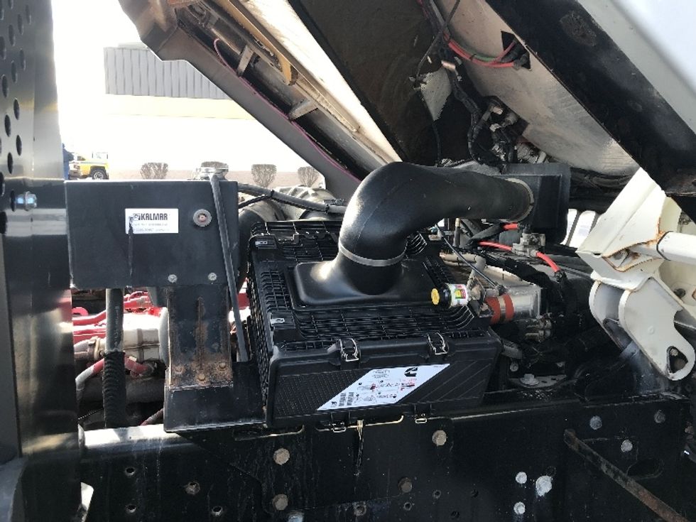 Yard Truck-Heavy Duty Tractors-Ottawa-2018-T2-Davenport-IA-53,195\n\t\tmiles-$ 58,000 - Image 15