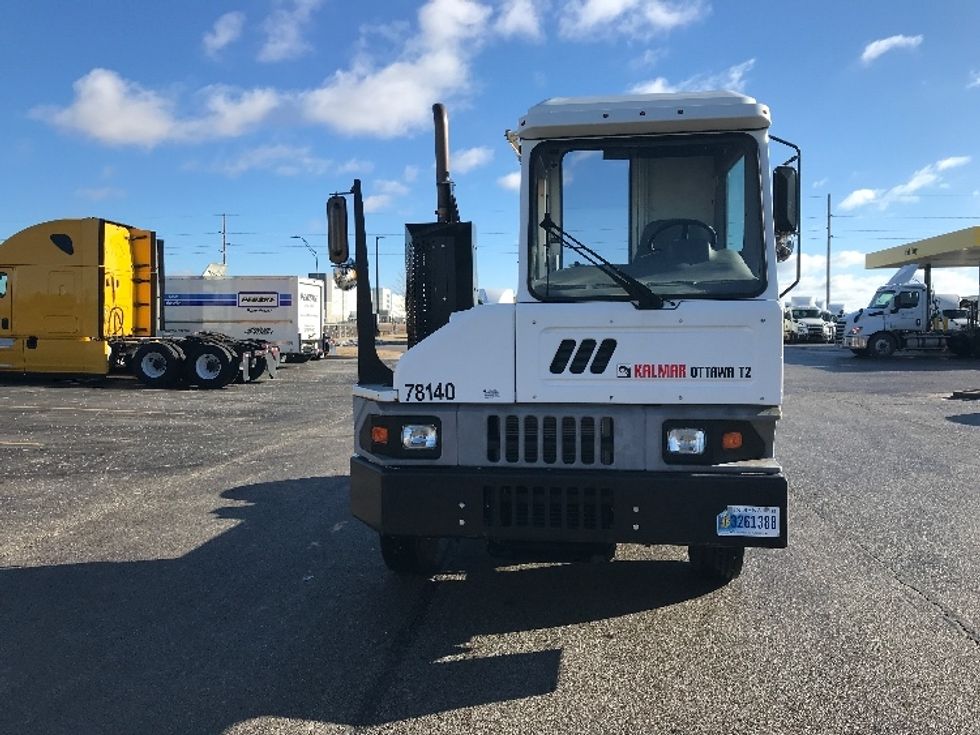 Yard Truck-Heavy Duty Tractors-Ottawa-2018-T2-Davenport-IA-53,195\n\t\tmiles-$ 58,000 - Image 2