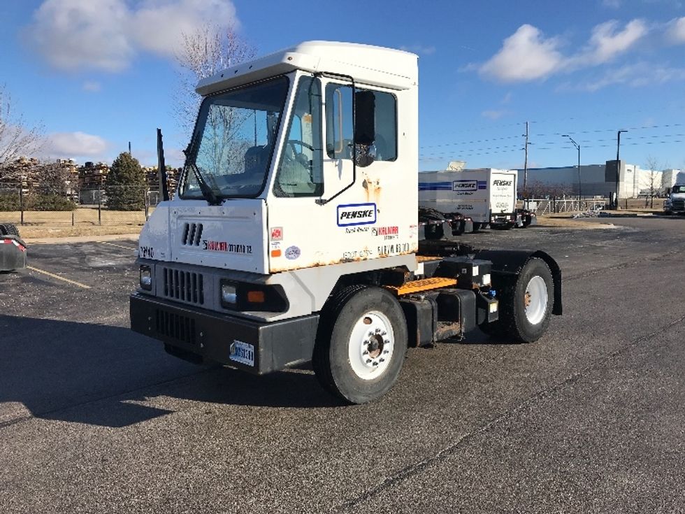 Yard Truck-Heavy Duty Tractors-Ottawa-2018-T2-Davenport-IA-53,195\n\t\tmiles-$ 58,000 - Image 3