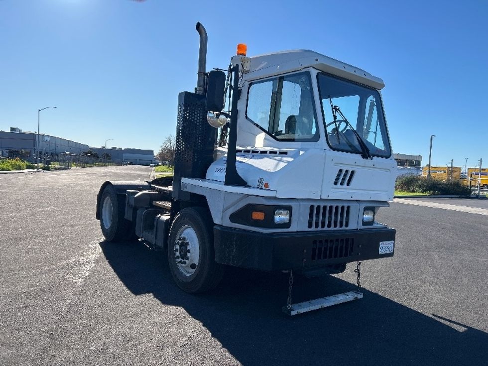 Yard Truck-Heavy Duty Tractors-Ottawa-2018-T2-Fontana-CA-54,507\n\t\tmiles-$ 56,000 - Image 1