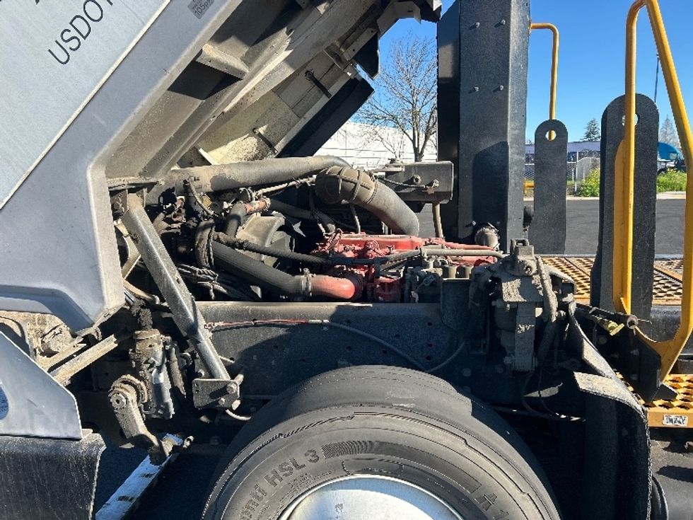 Yard Truck-Heavy Duty Tractors-Ottawa-2018-T2-Fontana-CA-54,507\n\t\tmiles-$ 56,000 - Image 16