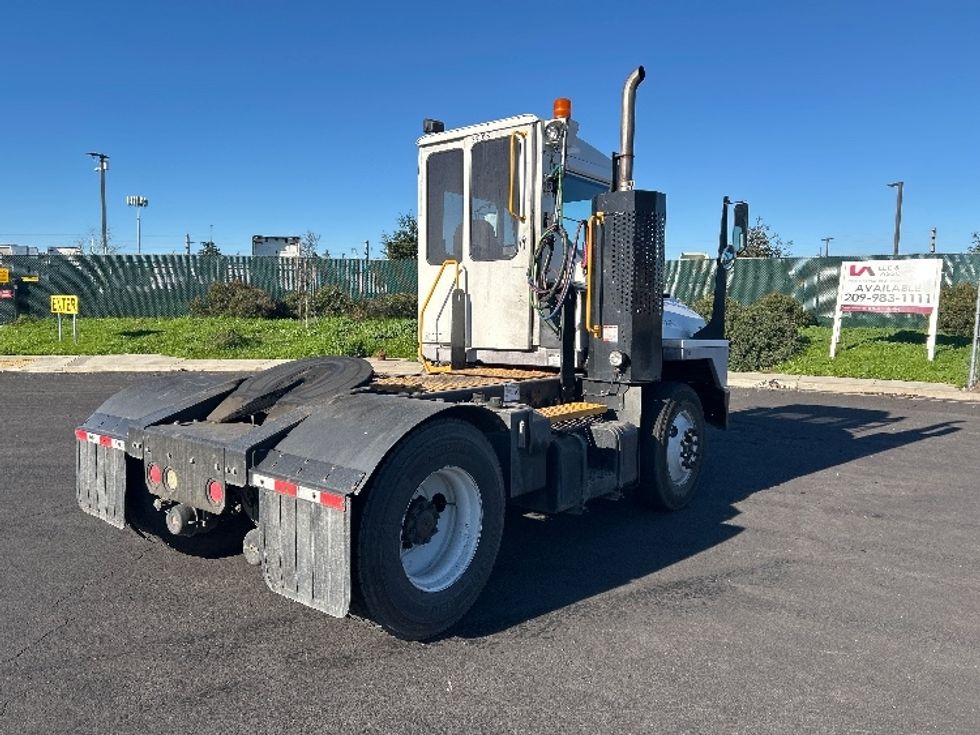 Yard Truck-Heavy Duty Tractors-Ottawa-2018-T2-Fontana-CA-54,507\n\t\tmiles-$ 56,000 - Image 7