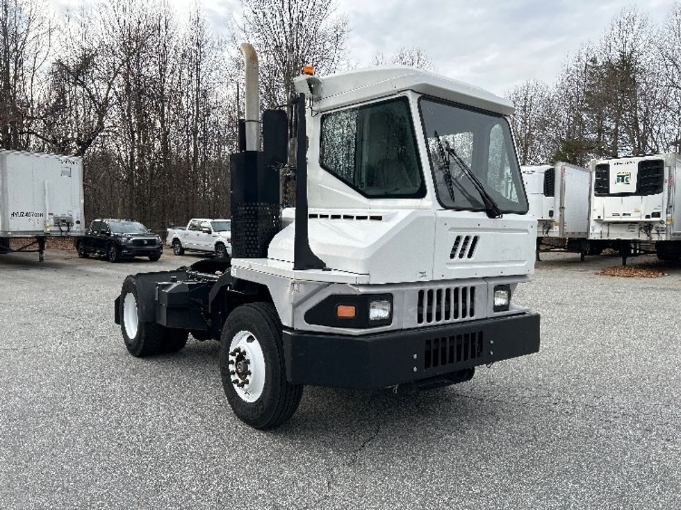 Yard Truck-Heavy Duty Tractors-Ottawa-2018-T2-Greensboro-NC-23,026\n\t\tmiles-$ 54,750 - Image 1
