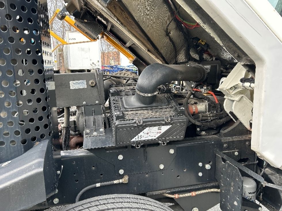 Yard Truck-Heavy Duty Tractors-Ottawa-2018-T2-Greensboro-NC-23,026\n\t\tmiles-$ 54,750 - Image 14