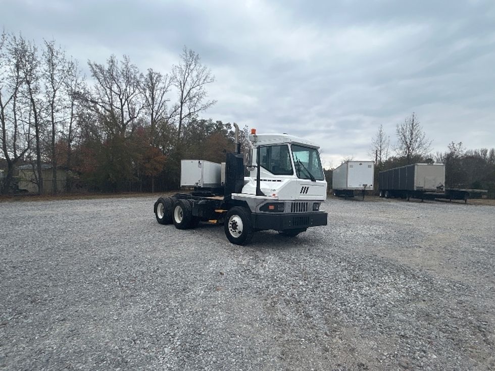 Yard Truck-Heavy Duty Tractors-Ottawa-2018-T2-Grenada-MS-15,809\n\t\tmiles-$ 74,000 - Image 1