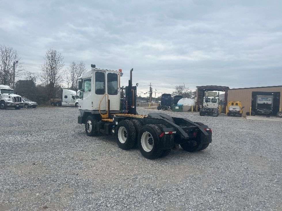Yard Truck-Heavy Duty Tractors-Ottawa-2018-T2-Grenada-MS-15,809\n\t\tmiles-$ 74,000 - Image 5