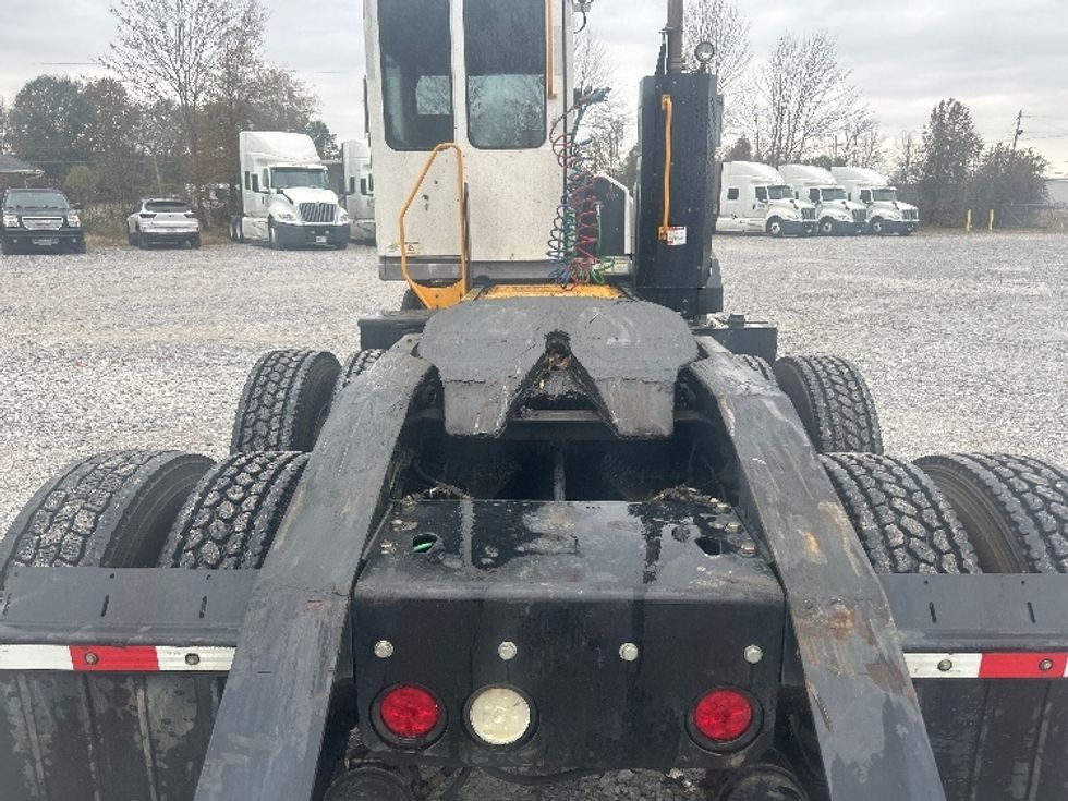 Yard Truck-Heavy Duty Tractors-Ottawa-2018-T2-Grenada-MS-15,809\n\t\tmiles-$ 74,000 - Image 6