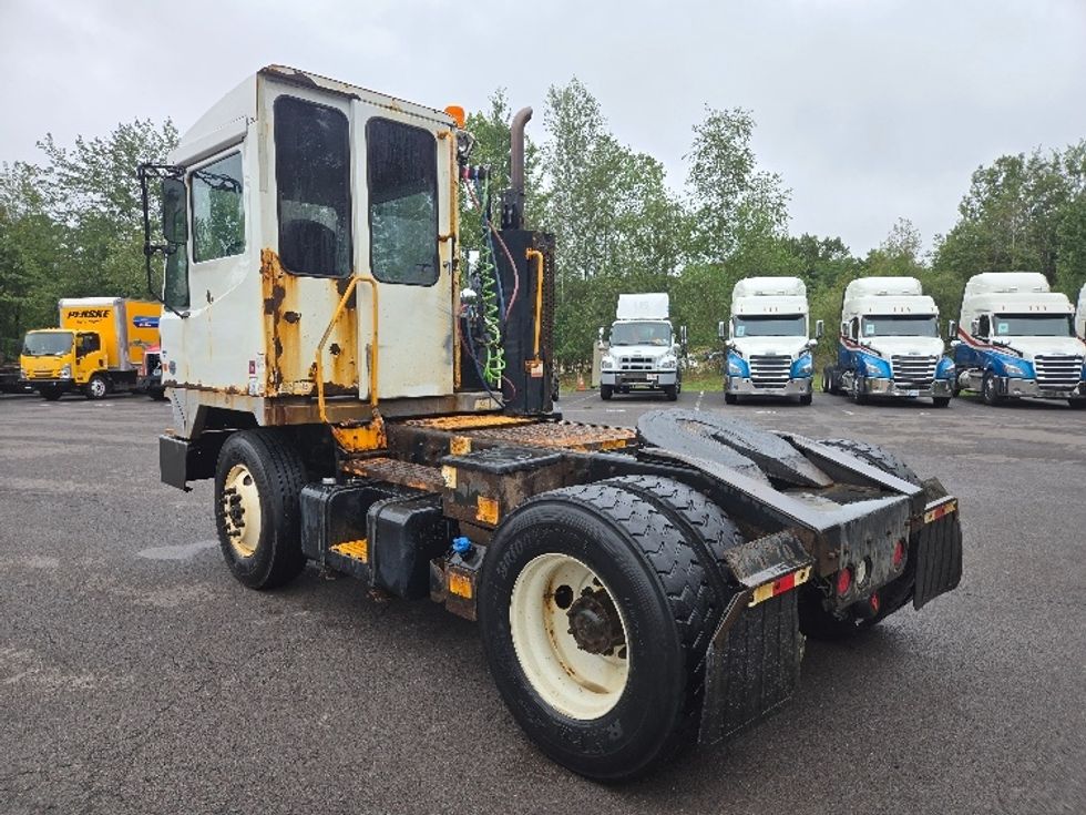 Yard Truck-Heavy Duty Tractors-Ottawa-2018-T2-Hazleton-PA-60,530\n\t\tmiles-$ 45,000 - Image 5