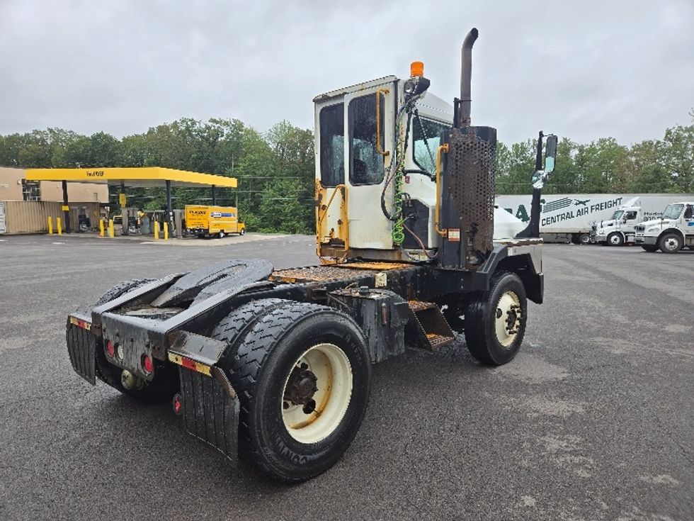Yard Truck-Heavy Duty Tractors-Ottawa-2018-T2-Hazleton-PA-60,530\n\t\tmiles-$ 45,000 - Image 7
