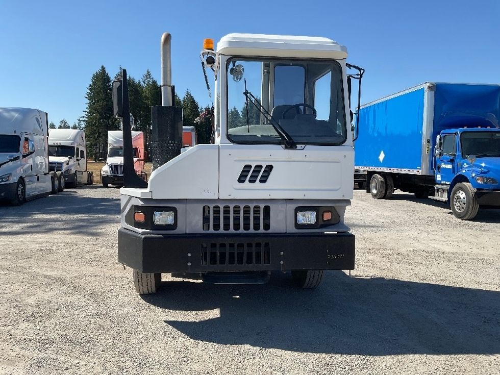 Yard Truck-Heavy Duty Tractors-Ottawa-2018-T2-Lacey-WA-638,230\n\t\tmiles-$ 58,000 - Image 2