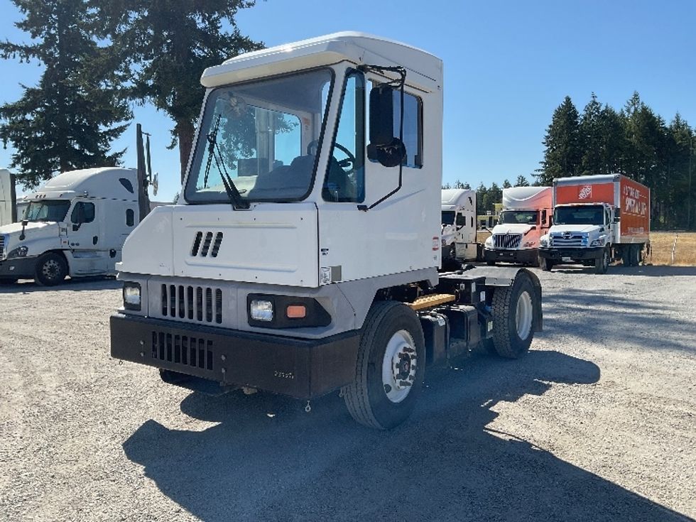 Yard Truck-Heavy Duty Tractors-Ottawa-2018-T2-Lacey-WA-638,230\n\t\tmiles-$ 58,000 - Image 3