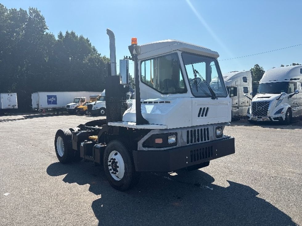 Yard Truck-Heavy Duty Tractors-Ottawa-2018-T2-Mebane-NC-2,867\n\t\tmiles-$ 42,250 - Image 1