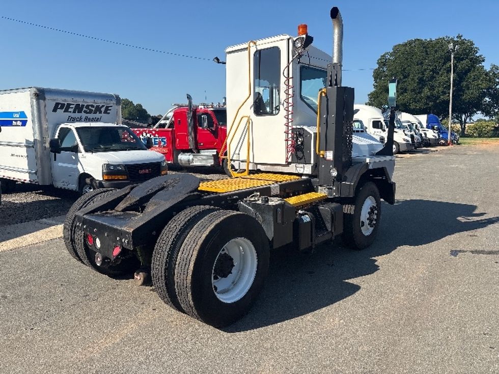 Yard Truck-Heavy Duty Tractors-Ottawa-2018-T2-Mebane-NC-3,188\n\t\tmiles-$ 42,250 - Image 7