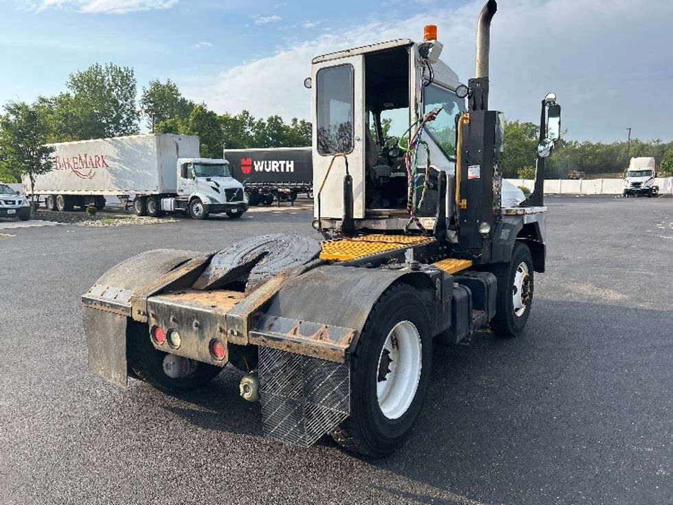 Yard Truck-Heavy Duty Tractors-Ottawa-2018-T2-Monroe-OH-46,464\n\t\tmiles-$ 42,000 - Image 7