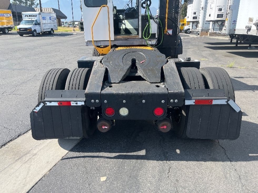 Yard Truck-Heavy Duty Tractors-Ottawa-2018-T2-Ontario-CA-58,250\n\t\tmiles-$ 62,750 - Image 6