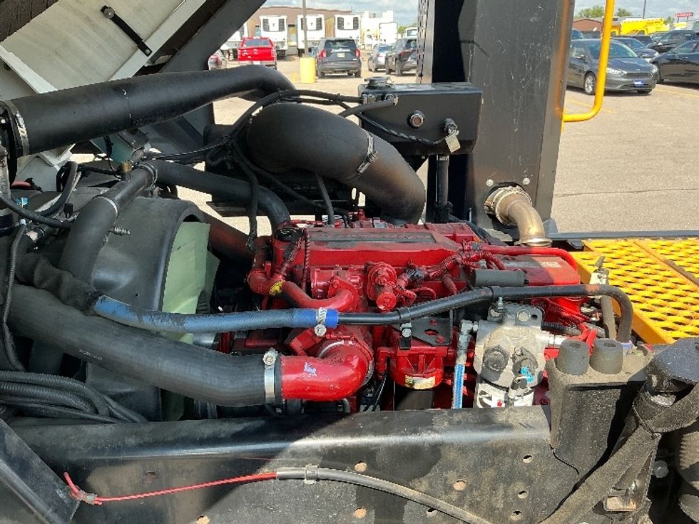 Yard Truck-Heavy Duty Tractors-Ottawa-2018-T2-Piqua-OH-51,651\n\t\tmiles-$ 59,250 - Image 16