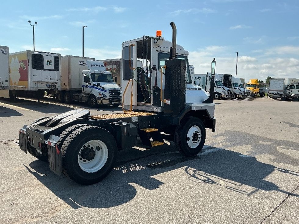 Yard Truck-Heavy Duty Tractors-Ottawa-2018-T2-Piqua-OH-51,651\n\t\tmiles-$ 59,250 - Image 7