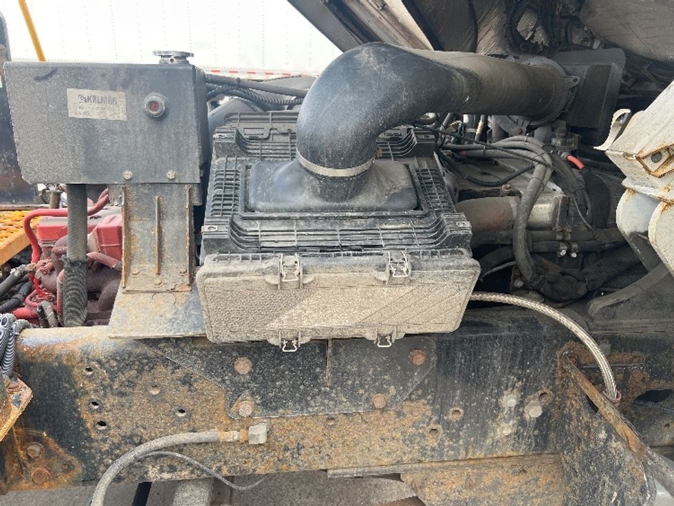 Yard Truck-Heavy Duty Tractors-Ottawa-2018-T2-Rochester-NY-174,608\n\t\tmiles-$ 49,000 - Image 14