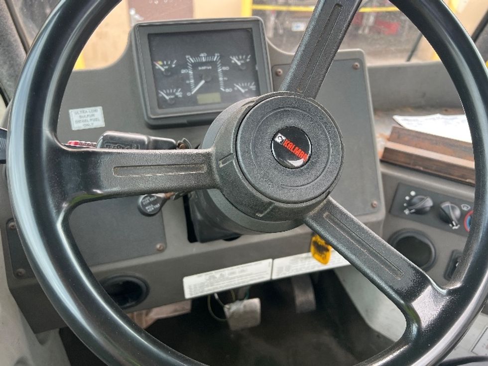 Yard Truck-Heavy Duty Tractors-Ottawa-2018-T2-Rochester-NY-174,608\n\t\tmiles-$ 49,000 - Image 18