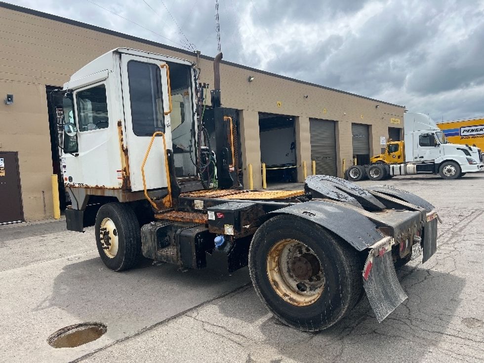 Yard Truck-Heavy Duty Tractors-Ottawa-2018-T2-Rochester-NY-174,608\n\t\tmiles-$ 49,000 - Image 5