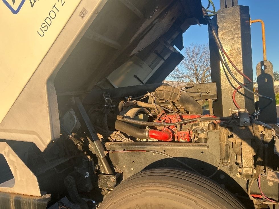 Yard Truck-Heavy Duty Tractors-Ottawa-2018-T2-Stockton-CA-57,456\n\t\tmiles-$ 55,750 - Image 16