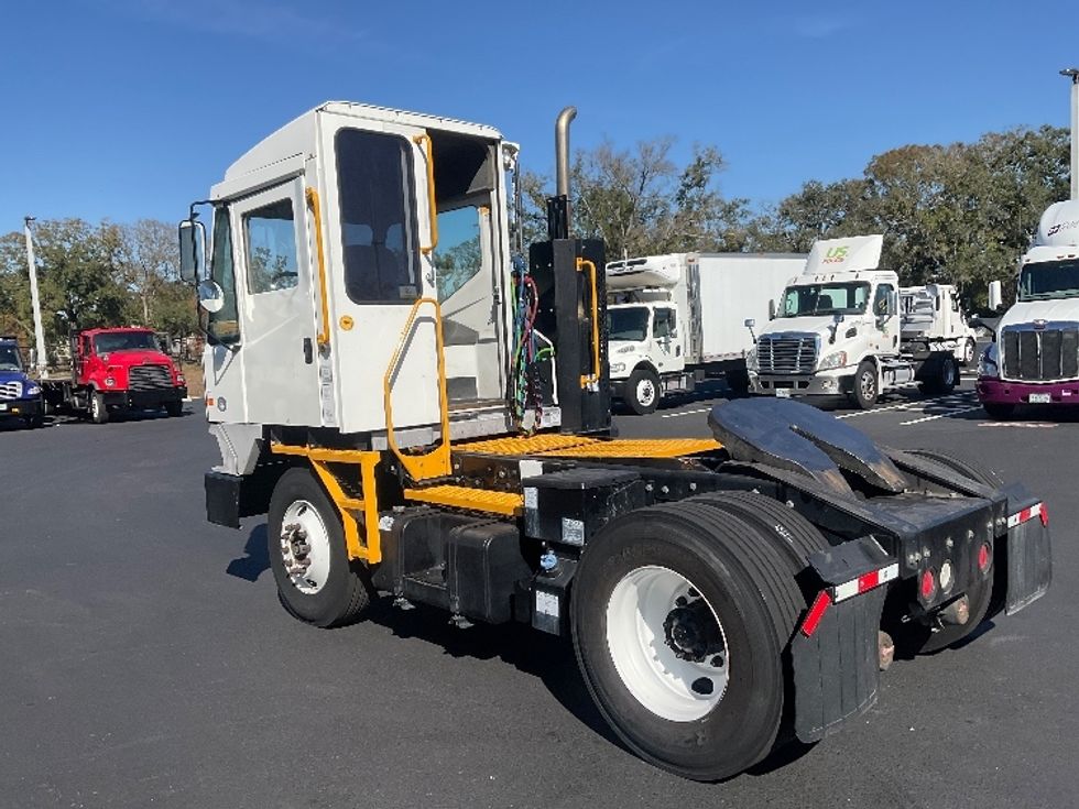 Yard Truck-Heavy Duty Tractors-Ottawa-2018-T2-Tampa-FL-9,556\n\t\tmiles-$ 61,000 - Image 5