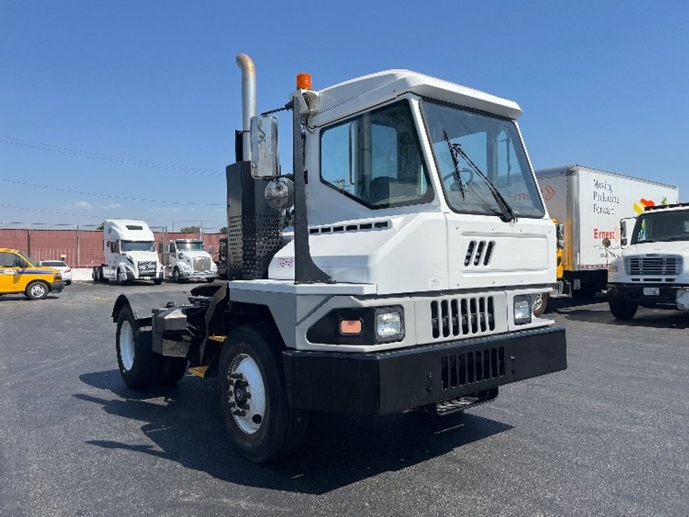 2018 Ottawa T2 Yard Truck