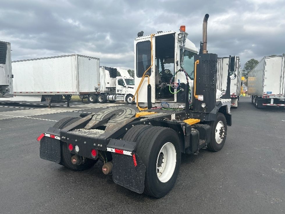 Yard Truck-Heavy Duty Tractors-Ottawa-2019-T2-Atlanta (Forest Park)-GA-365,950\n\t\tmiles-$ 67,750 - Image 7