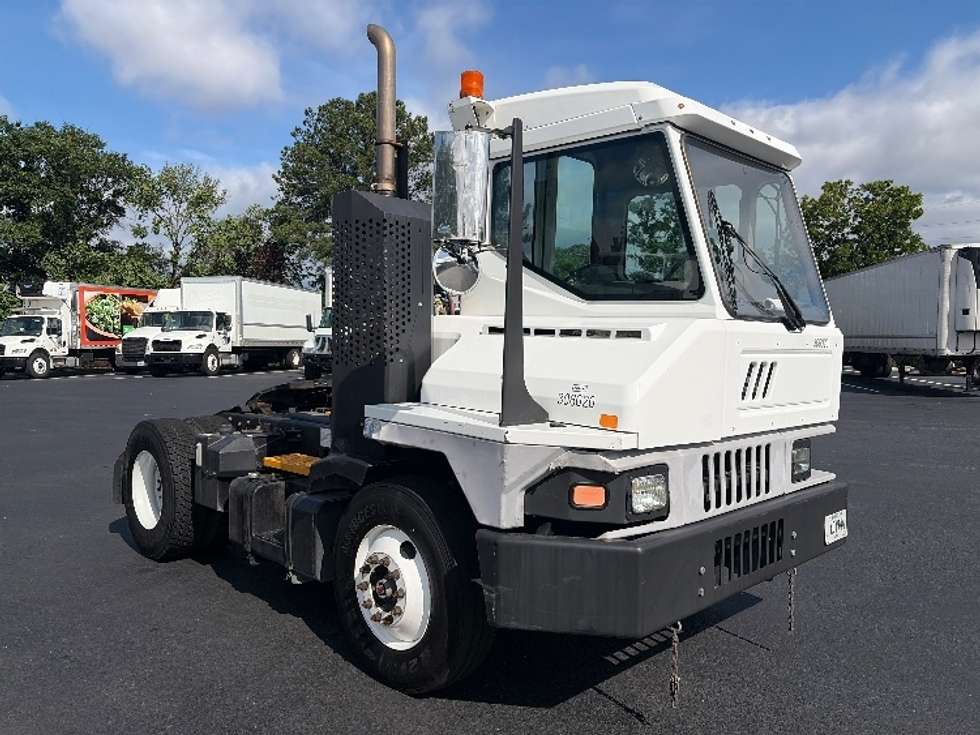 Yard Truck-Heavy Duty Tractors-Ottawa-2019-T2-Atlanta (Forest Park)-GA-56,738
miles-$ 55,750