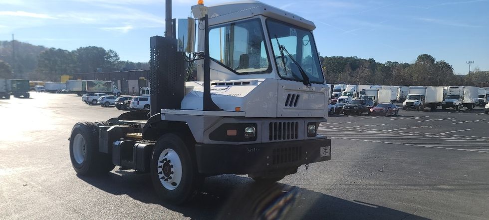 Yard Truck-Heavy Duty Tractors-Ottawa-2019-T2-Atlanta-GA-299,001\n\t\tmiles-$ 66,250 - Image 1