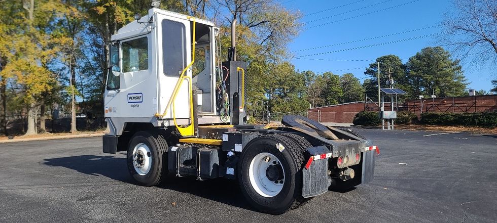 Yard Truck-Heavy Duty Tractors-Ottawa-2019-T2-Atlanta-GA-299,001\n\t\tmiles-$ 66,250 - Image 5
