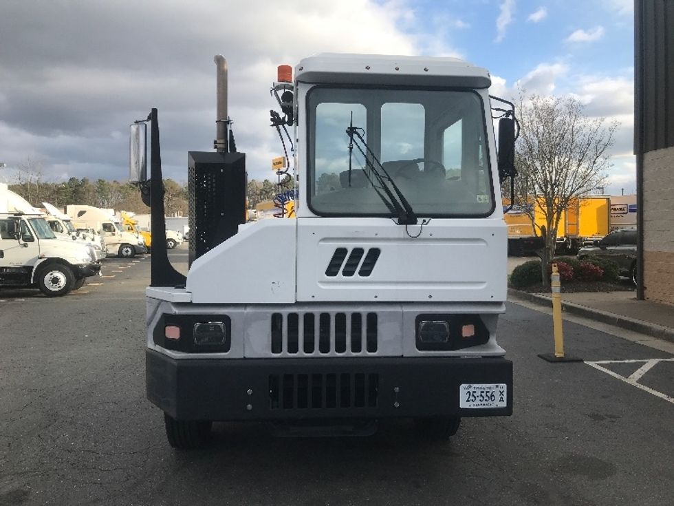 Yard Truck-Heavy Duty Tractors-Ottawa-2019-T2-Chesapeake-VA-310,108\n\t\tmiles-$ 68,000 - Image 2