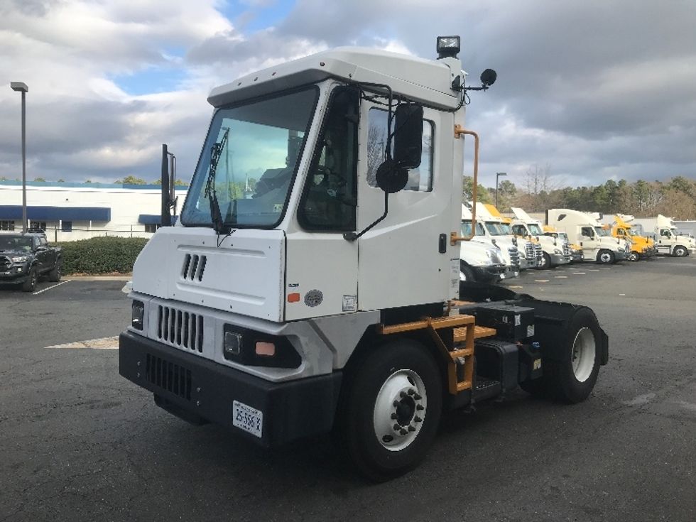 Yard Truck-Heavy Duty Tractors-Ottawa-2019-T2-Chesapeake-VA-310,108\n\t\tmiles-$ 68,000 - Image 3