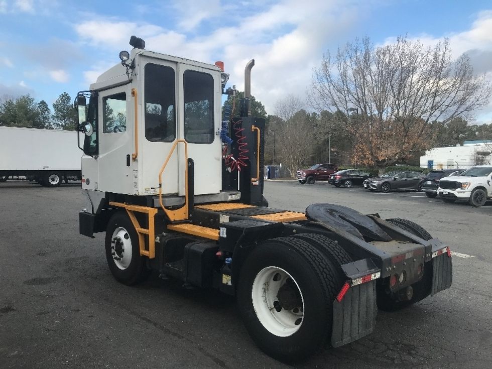 Yard Truck-Heavy Duty Tractors-Ottawa-2019-T2-Chesapeake-VA-310,108\n\t\tmiles-$ 68,000 - Image 5
