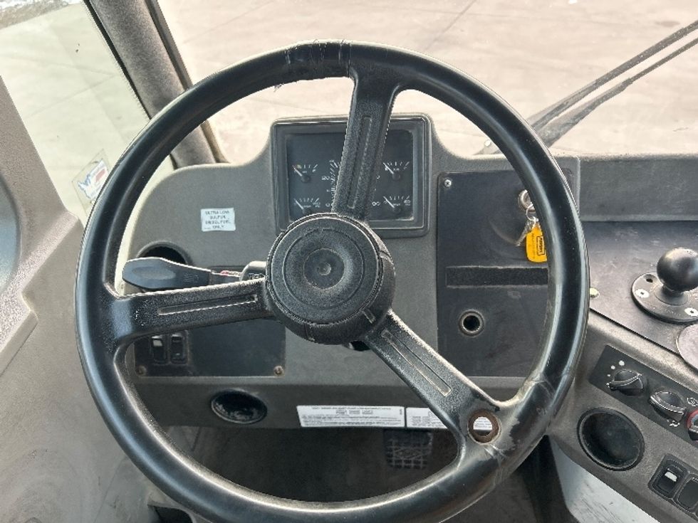 Yard Truck-Heavy Duty Tractors-Ottawa-2019-T2-Davenport-IA-41,487\n\t\tmiles-$ 64,750 - Image 11