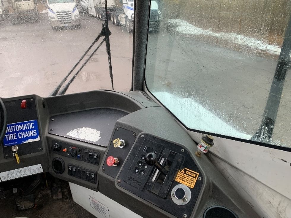 Yard Truck-Heavy Duty Tractors-Ottawa-2019-T2-Delaware-OH-55,567\n\t\tmiles-$ 53,500 - Image 13